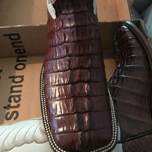 100% leather new boots square toe size 9 1/2